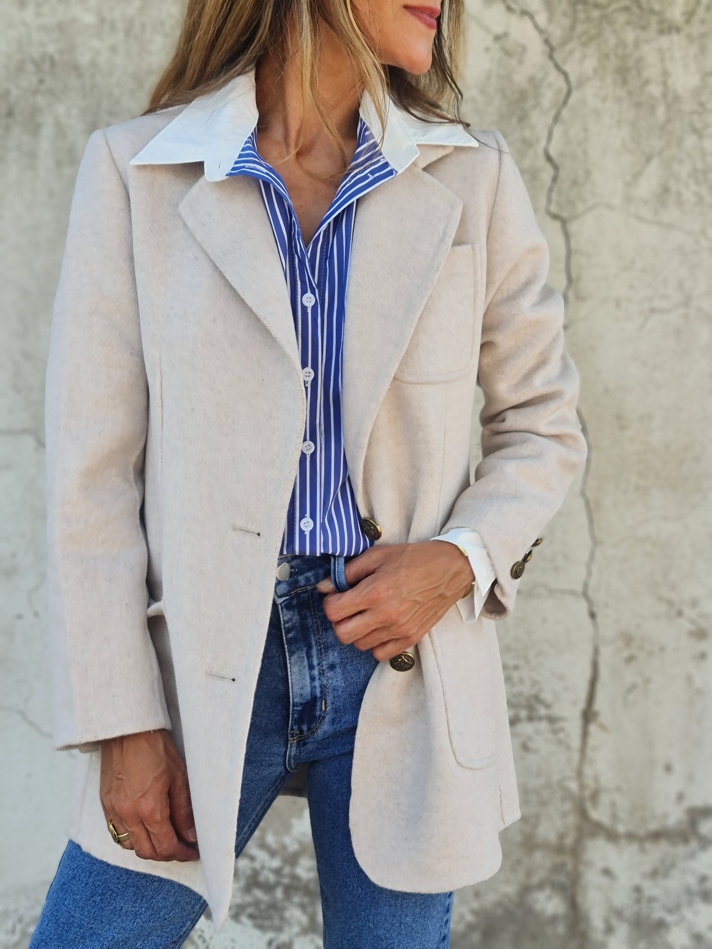 BLAZER PAÑO CRUDO JASPEADO.