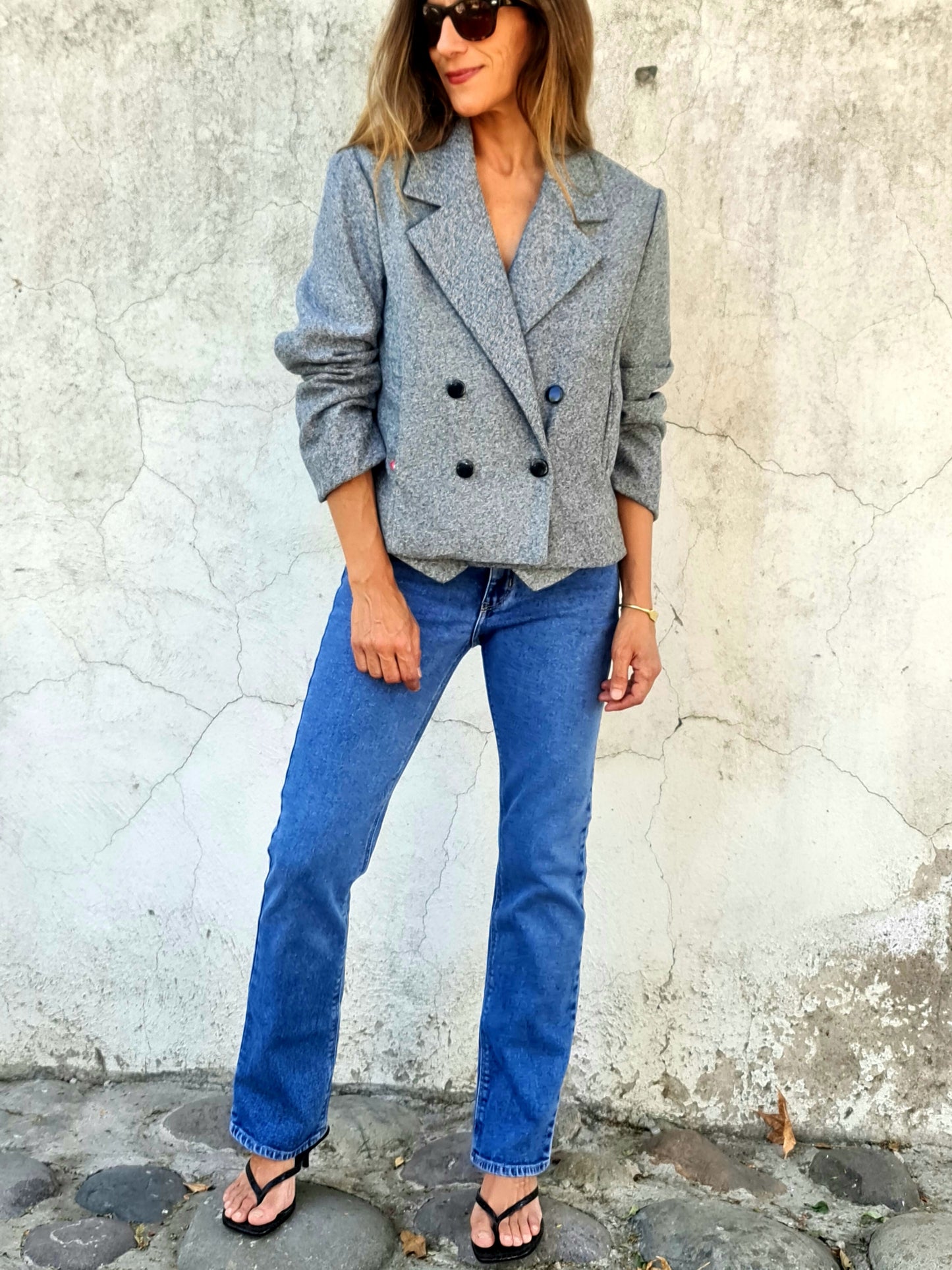 CHAQUETA ESPIGA GRIS.