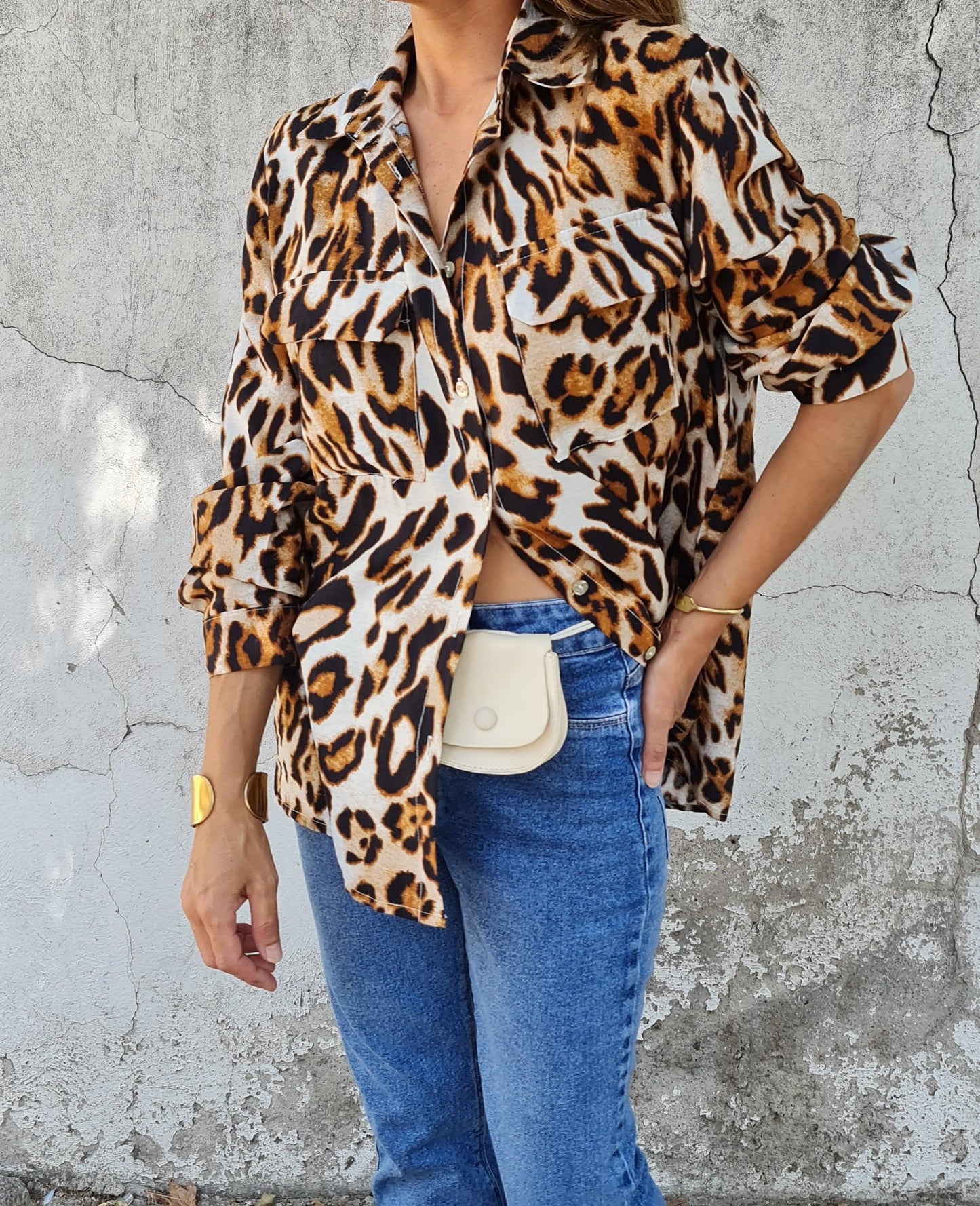 CAMISA PRINT BOLSILLOS. - Quemepongo