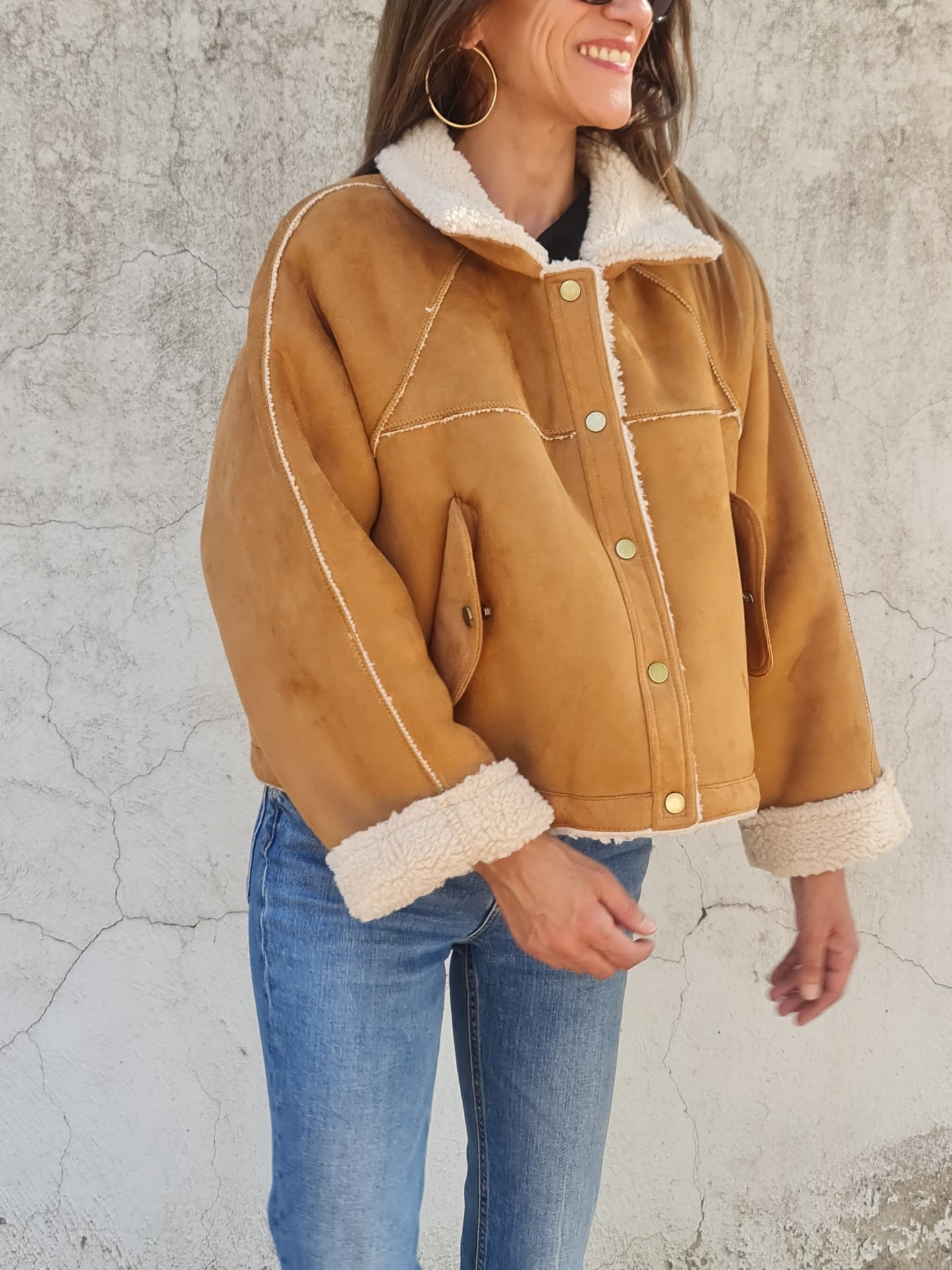 CHAQUETA NENA GAMUZA CAMEL.