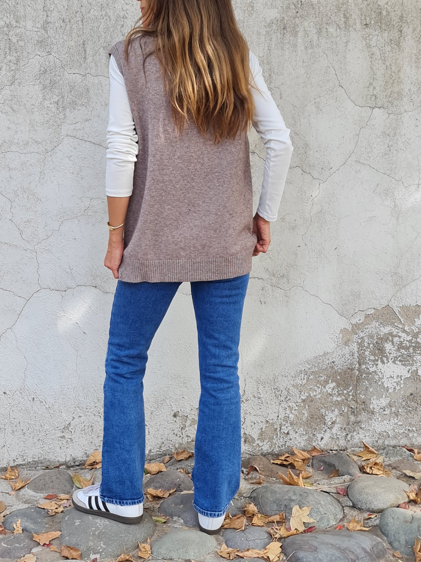 SWEATER CUELLO TORTUGA TOSTADO.