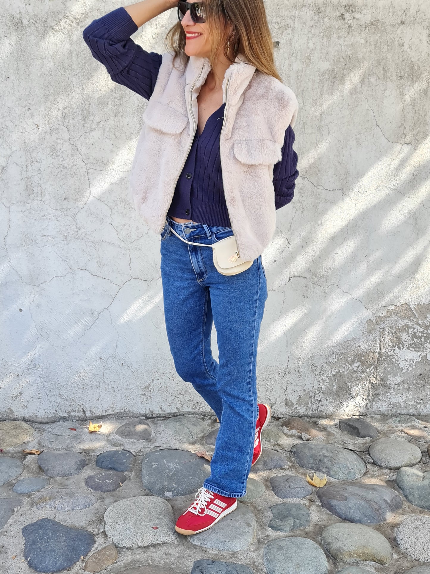 CHAQUETA PIEL SIN MANGAS CRUDO.