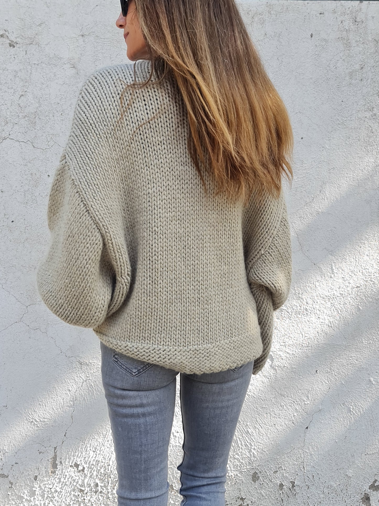 CHALECO ALICIA TAUPE.