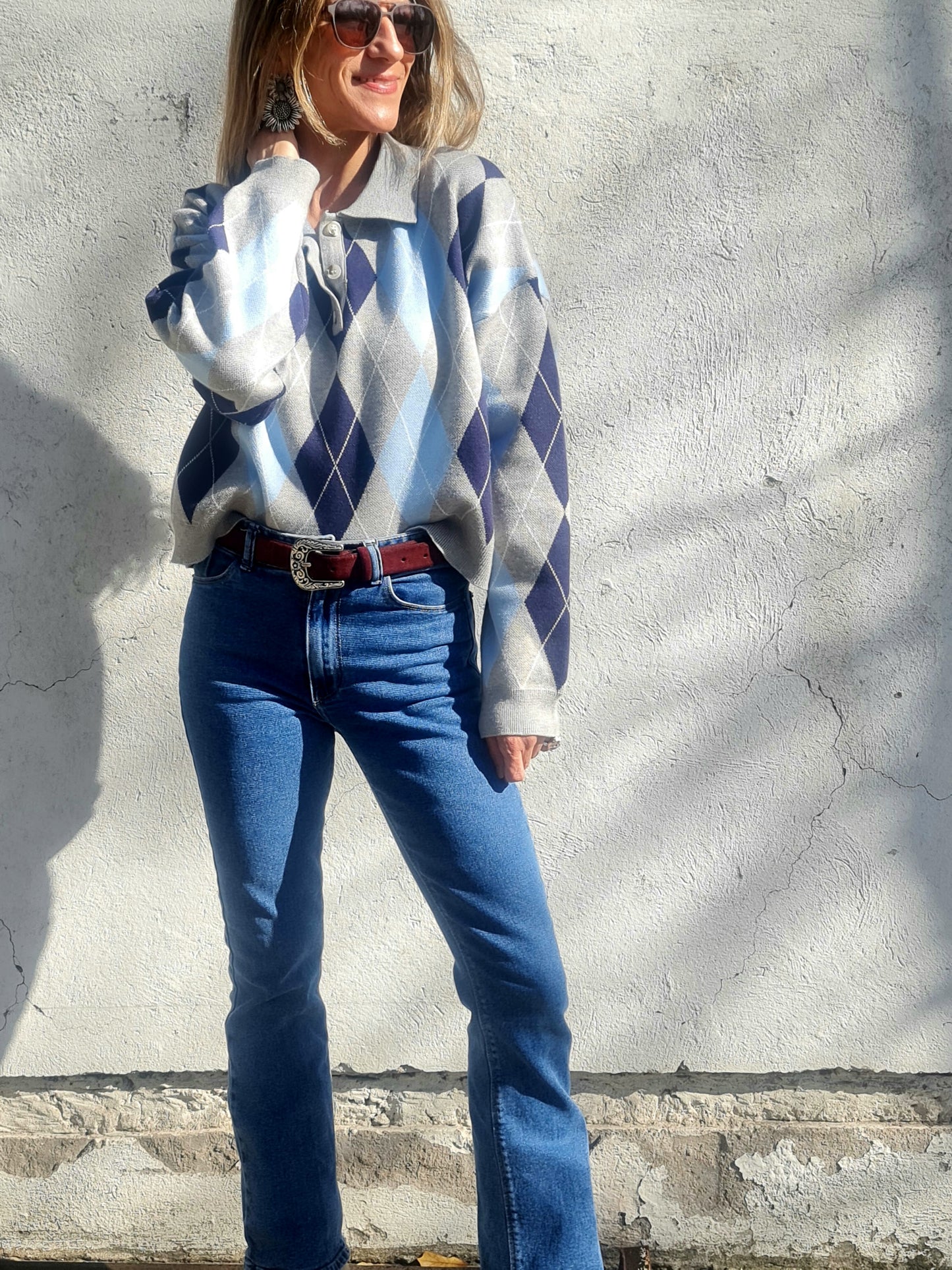 SWEATER ROMBO GRIS. - Quemepongo