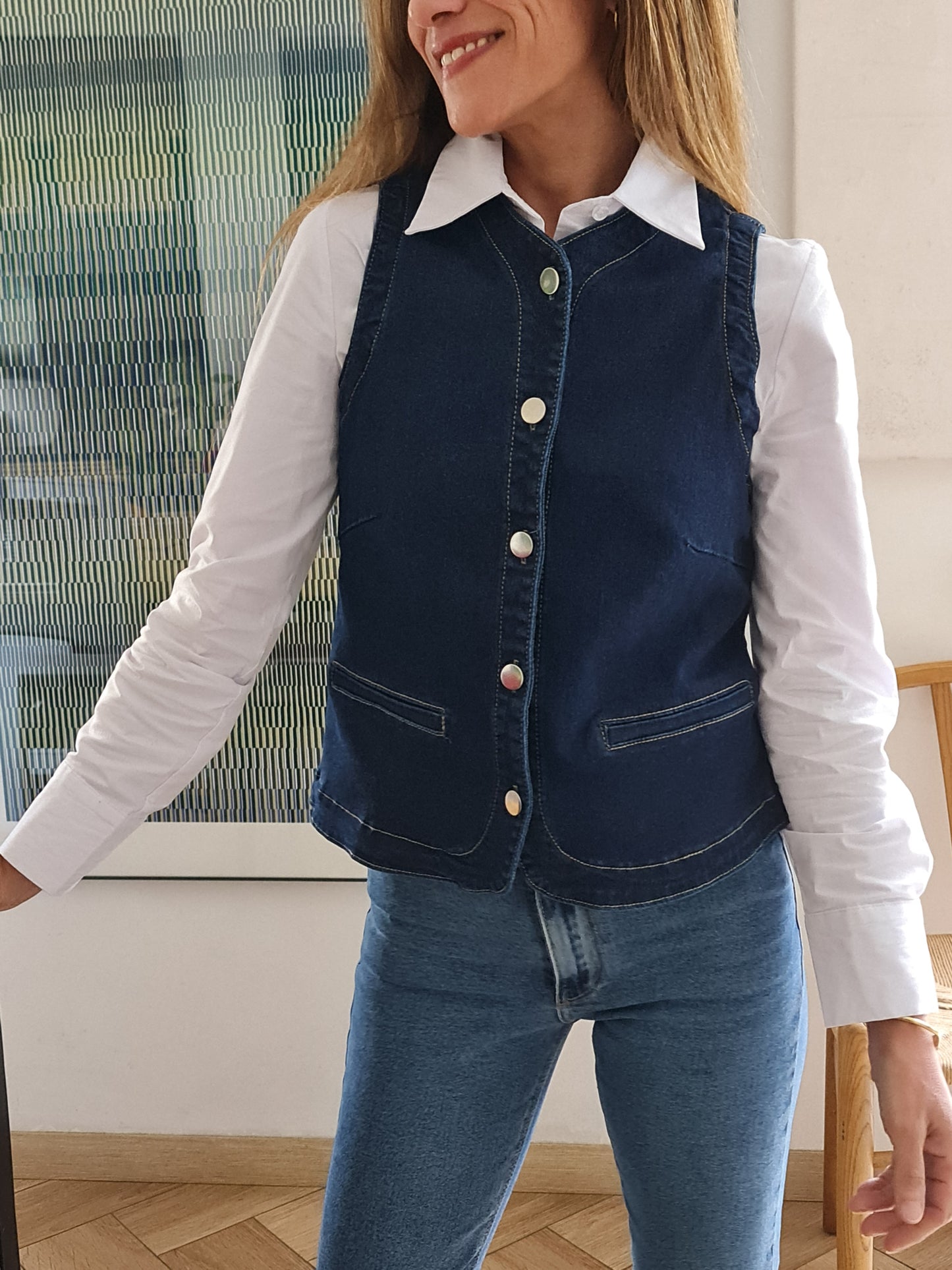 GILLET JEANS AZUL 10% DE DCTO.