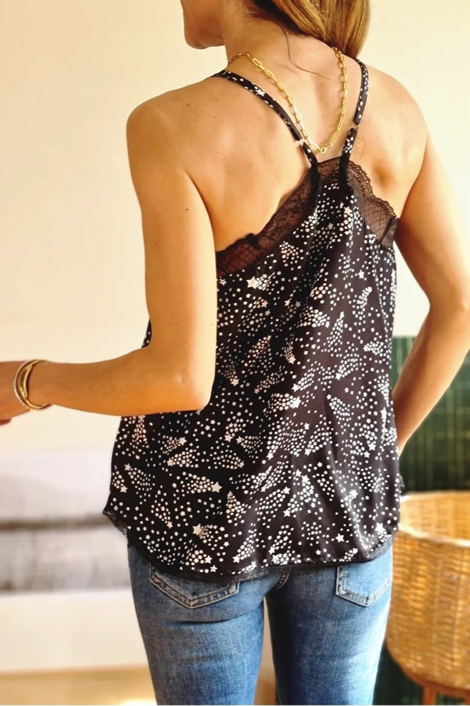 Blusa Estrellas Negra. - Quemepongotienda