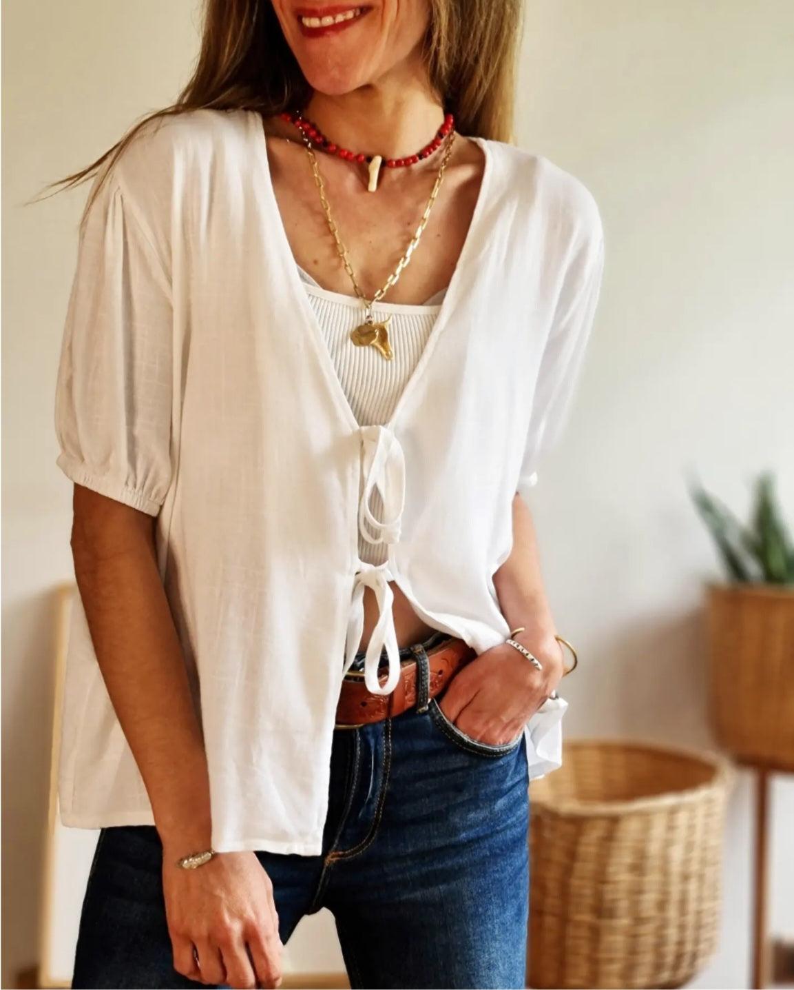 BLUSA LAZOS BLANCA -40% DE DCTO. - Quemepongo