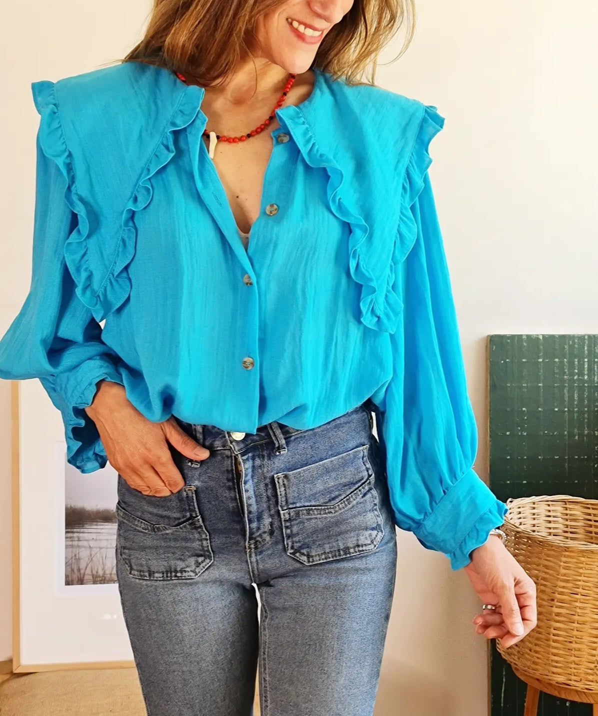 Blusa Sofia Celeste Intenso. - Quemepongotienda