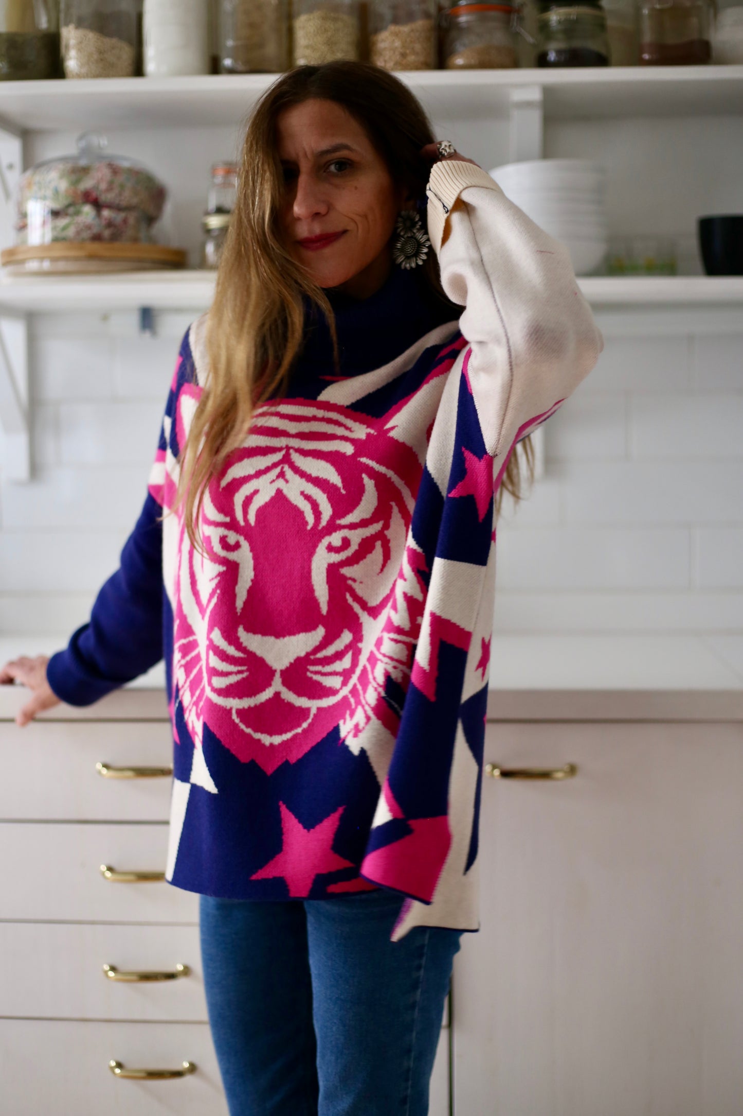 SWEATER TIGRE AZUL/FUCSIA. - Quemepongo