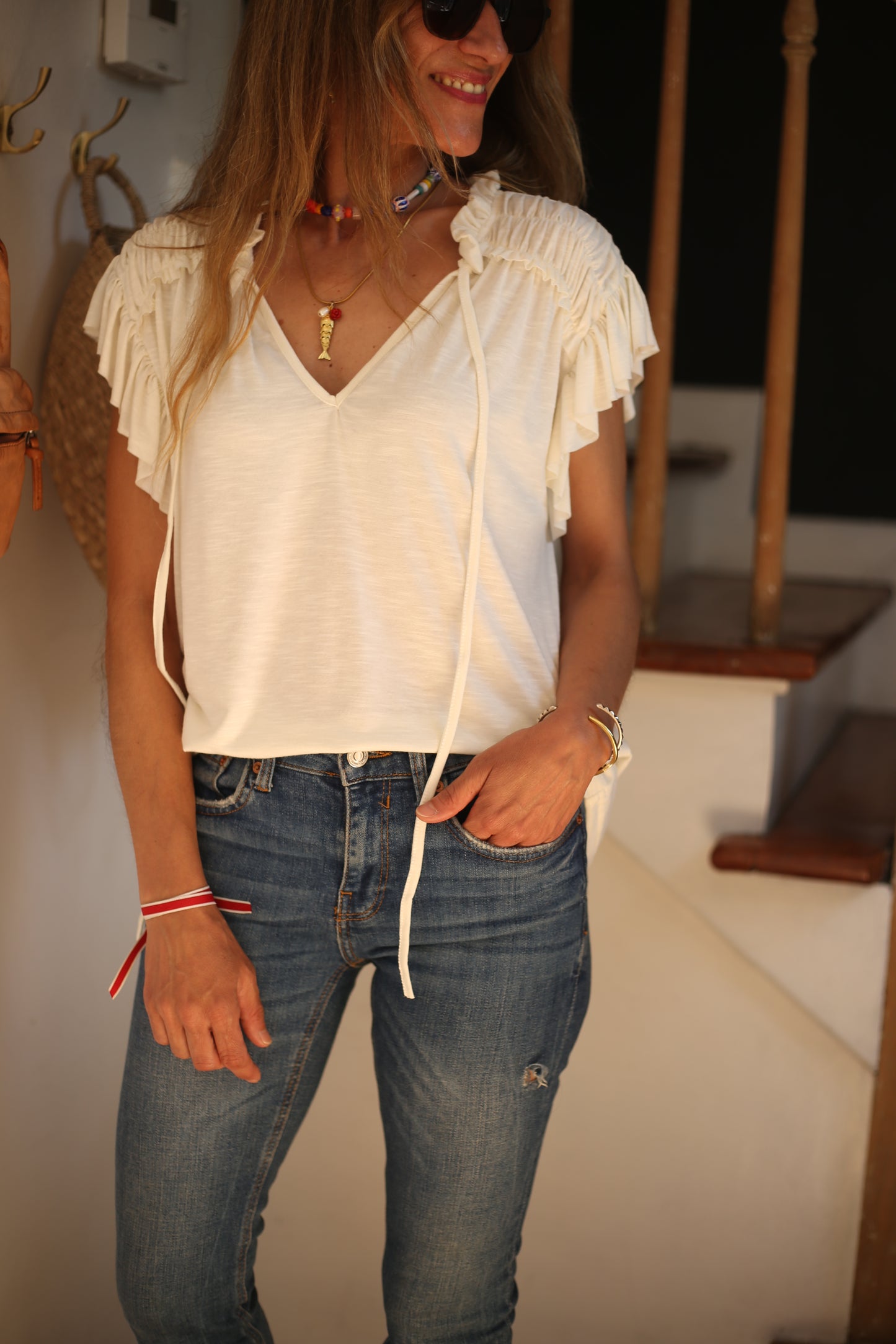 POLERA AMPARO CREMA.