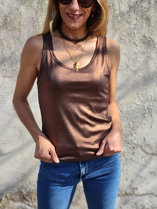 POLERA METALIZADA CAFÉ.