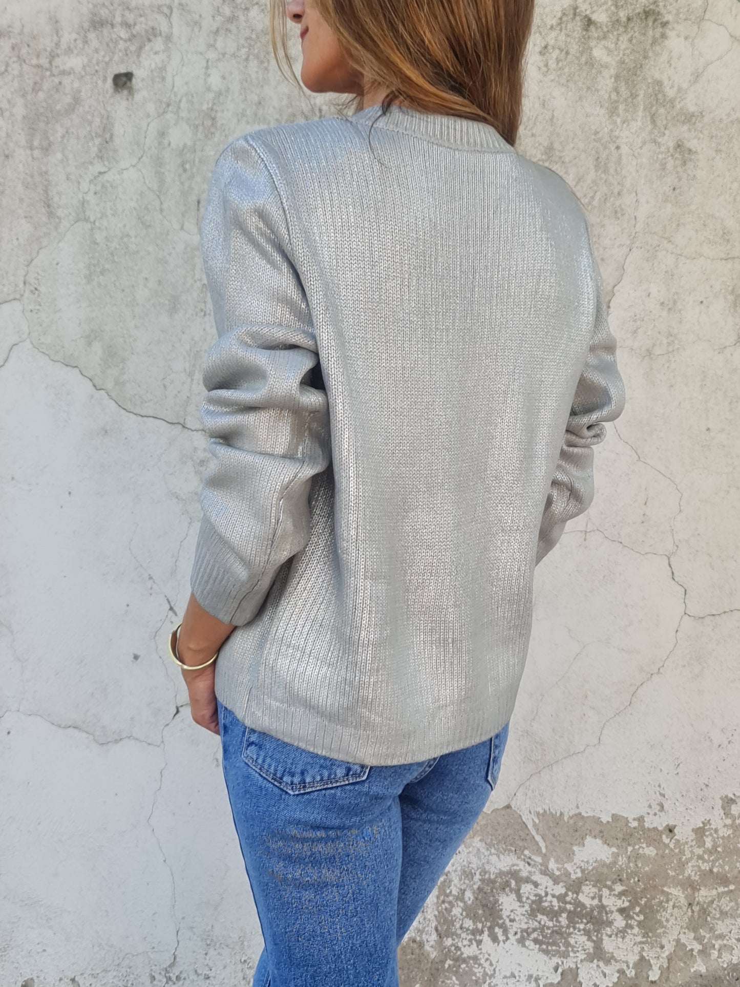 CHALECO METALIZADO GRIS/PLATEADO.