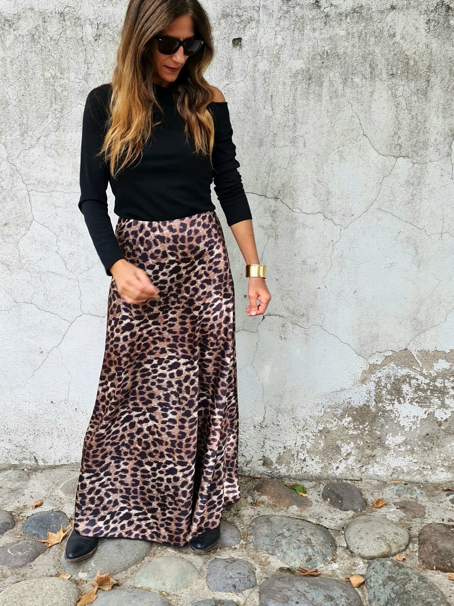 POLLERA SATIN PRINT.