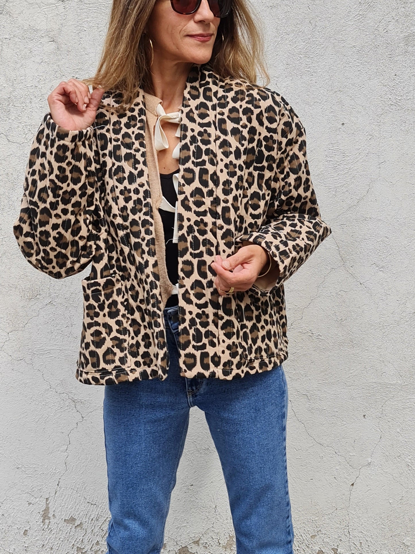 CHAQUETA PRINT CAMEL. - Quemepongo