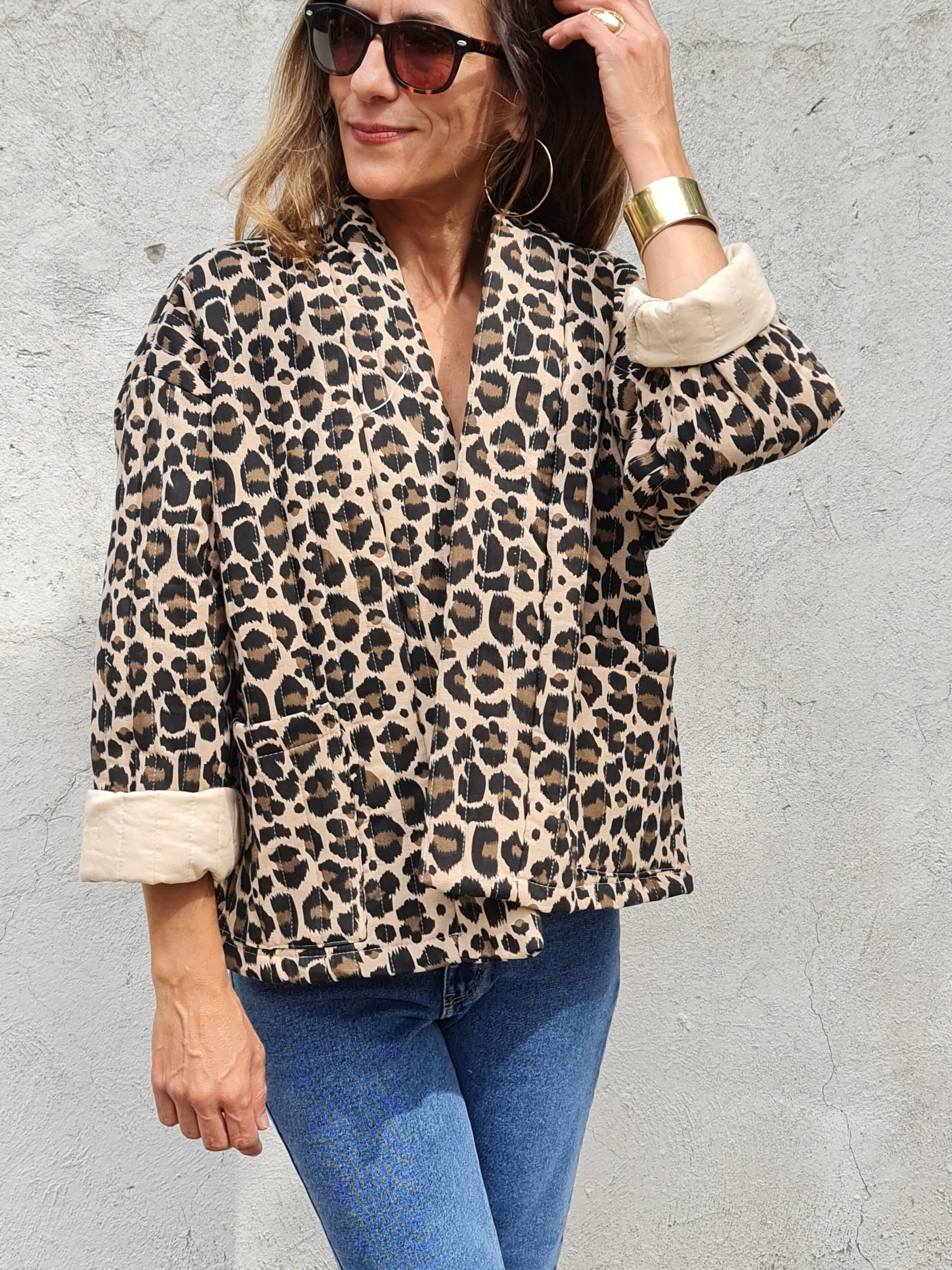 CHAQUETA PRINT CAMEL. - Quemepongo