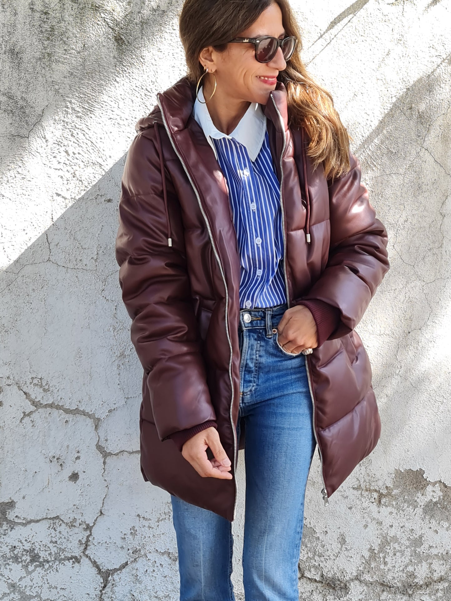 PARKA ECO CUERO BURDEO.