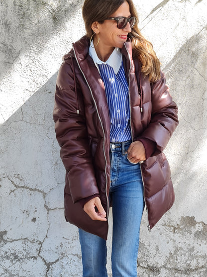 PARKA ECO CUERO BURDEO.