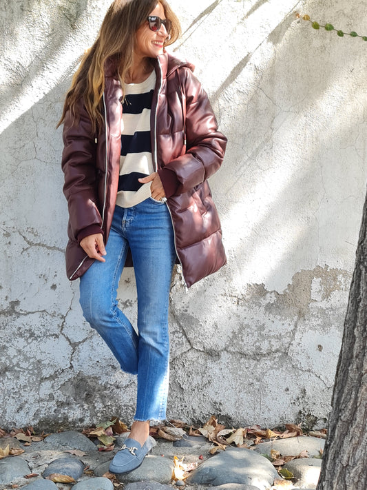 PARKA ECO CUERO BURDEO.