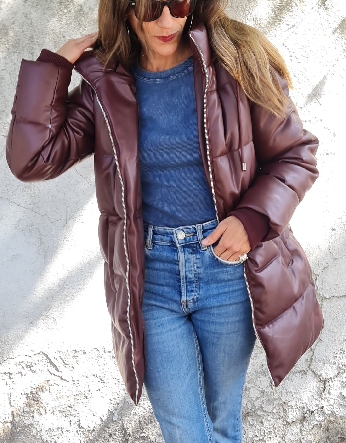 PARKA ECO CUERO BURDEO.