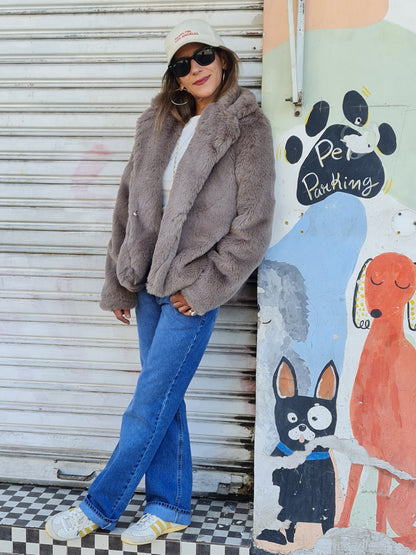 CHAQUETA PIEL GRIS.