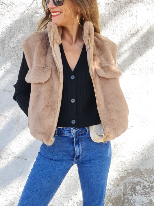 CHAQUETA PIEL SIN MANGAS CAMEL.
