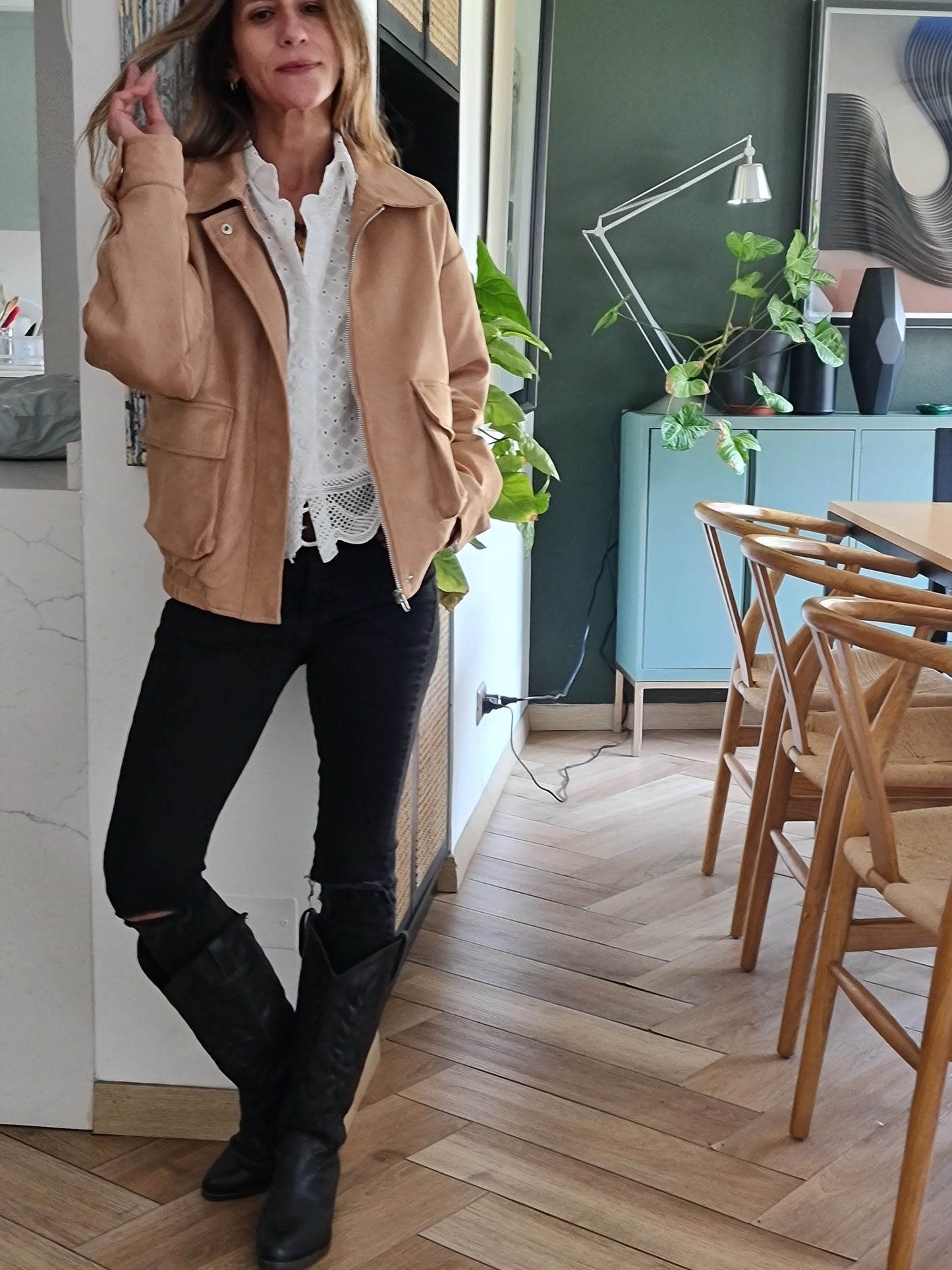 CHAQUETA GAMUZA CAMEL SUAVE.