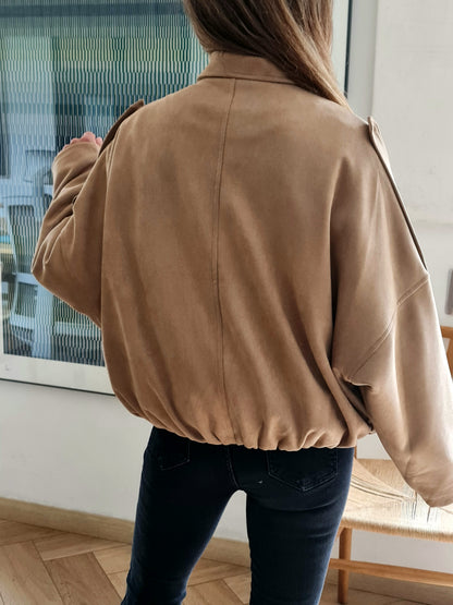 CHAQUETA RAMONA GAMUZA CAMEL SUAVE.