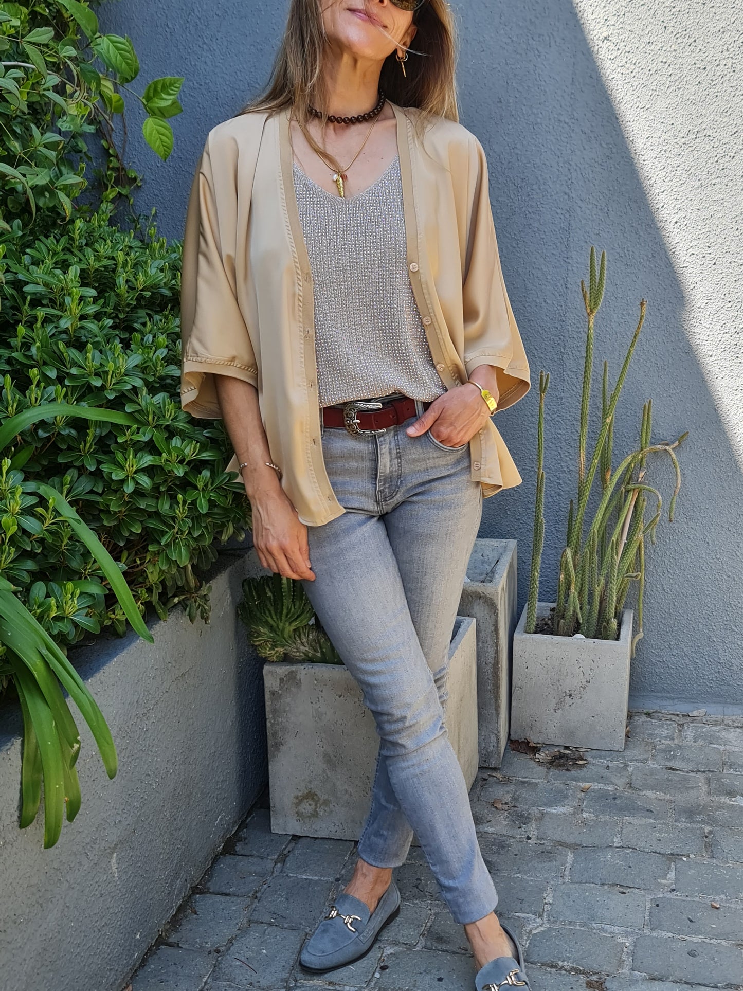 BLUSA / TAPADO  ROSARIO BEIGE/DORADO 10% DE DCTO.