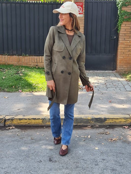 TRENCH  GAMUZA ELOISA  VERDE MUSGO -15% DCTO.