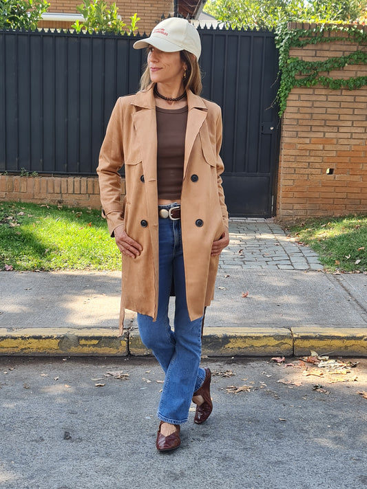 TRENCH  GAMUZA ELOISA  CAMEL -15% DCTO.