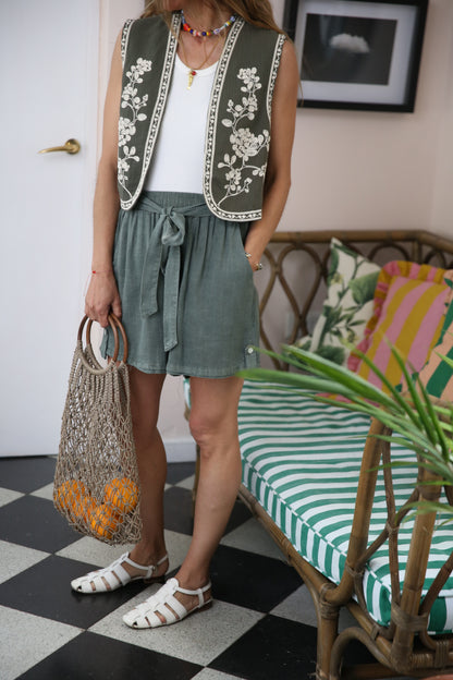 SHORT FRANCESCA VERDE MUSGO-15% DCTO.