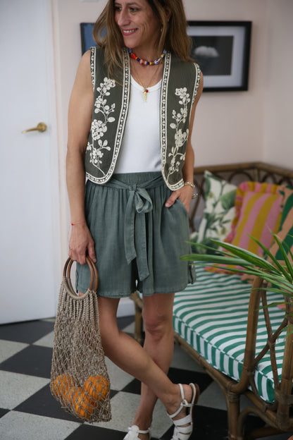 SHORT FRANCESCA VERDE MUSGO-15% DCTO.