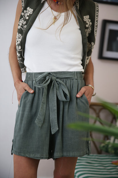 SHORT FRANCESCA VERDE MUSGO-15% DCTO.