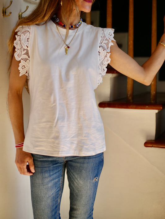 POLERA AZUCENA BLANCA.