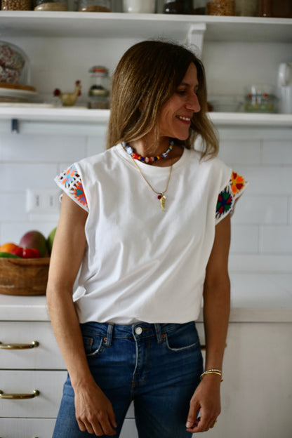 POLERA JAZMIN BLANCA.