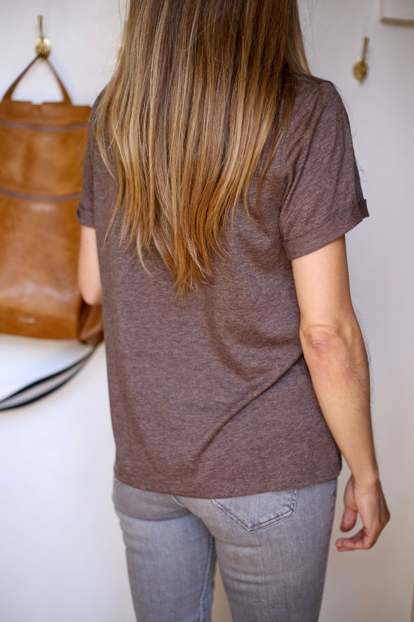 POLERA 1982 CAFÉ.