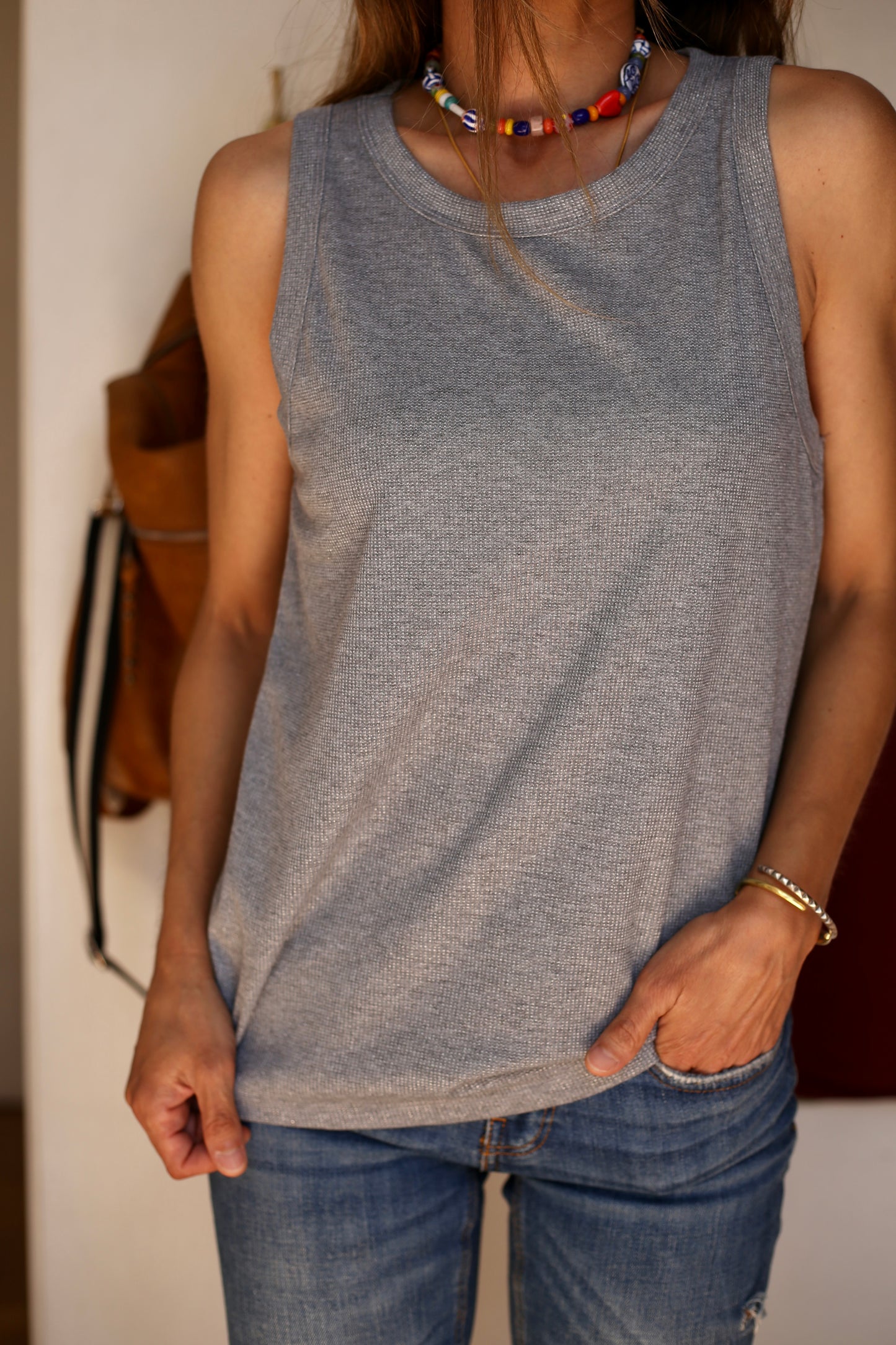 POLERA SARA BRILLOS GRIS