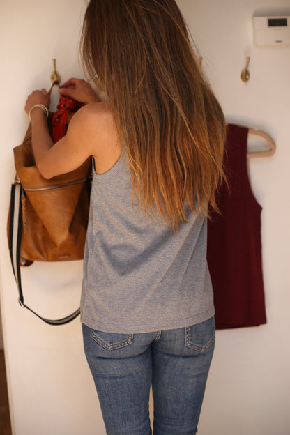 POLERA SARA BRILLOS GRIS