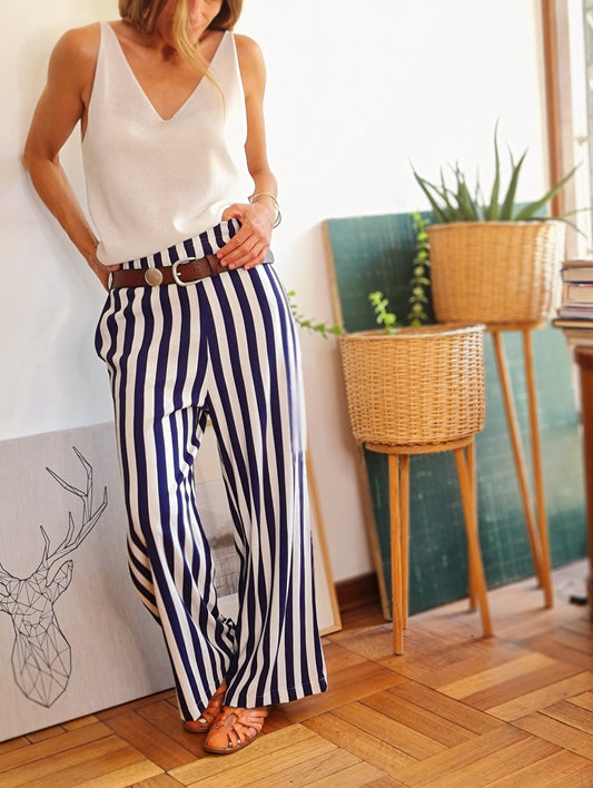 PANTALON LUPE AZUL/BLANCO -35% DE DCTO.