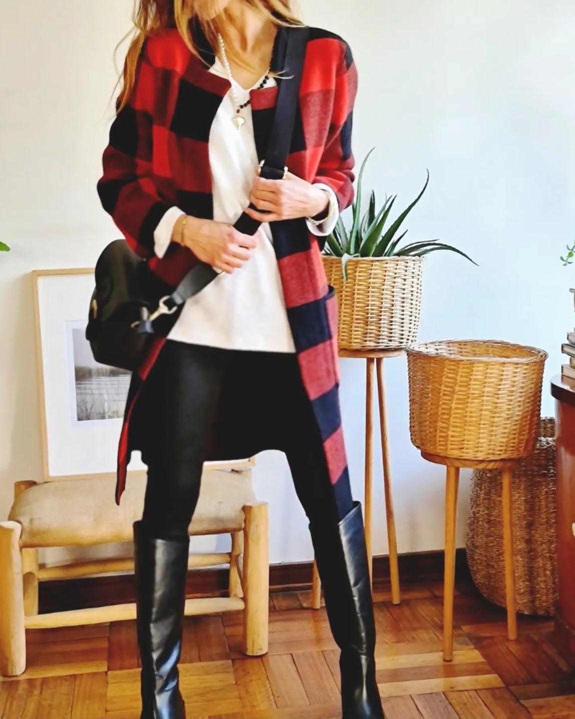 Abrigo Escoses Rojo/Negro 20% de Dcto. - Quemepongotienda