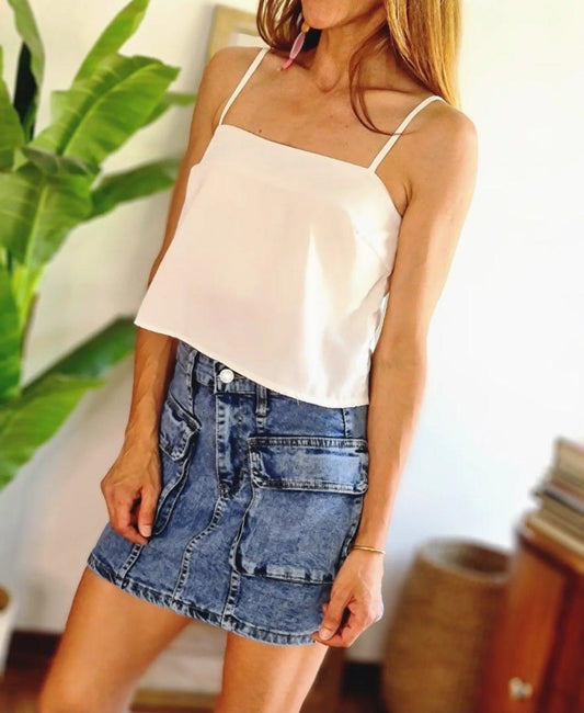 BLUSA CROP BLANCA -60% DE DCTO. - Quemepongo