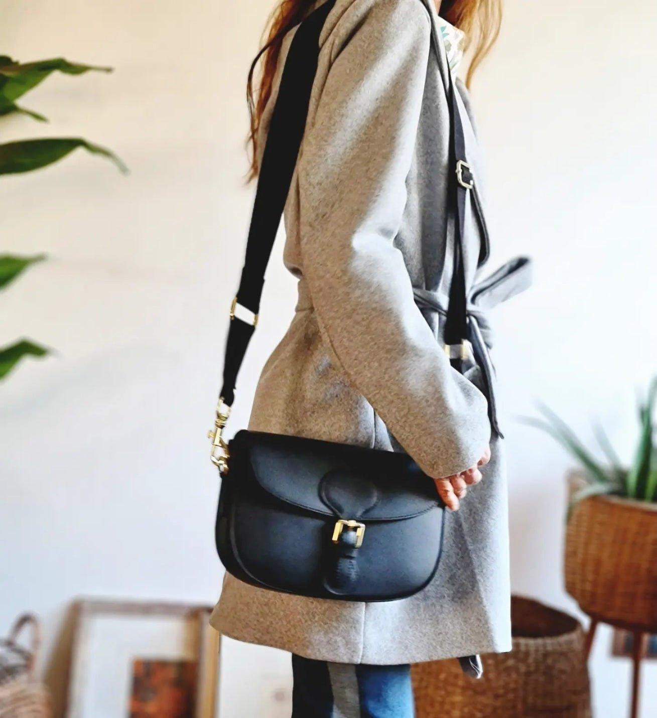 CARTERA CUERO NEGRA -15% DE DCTO. - Quemepongo