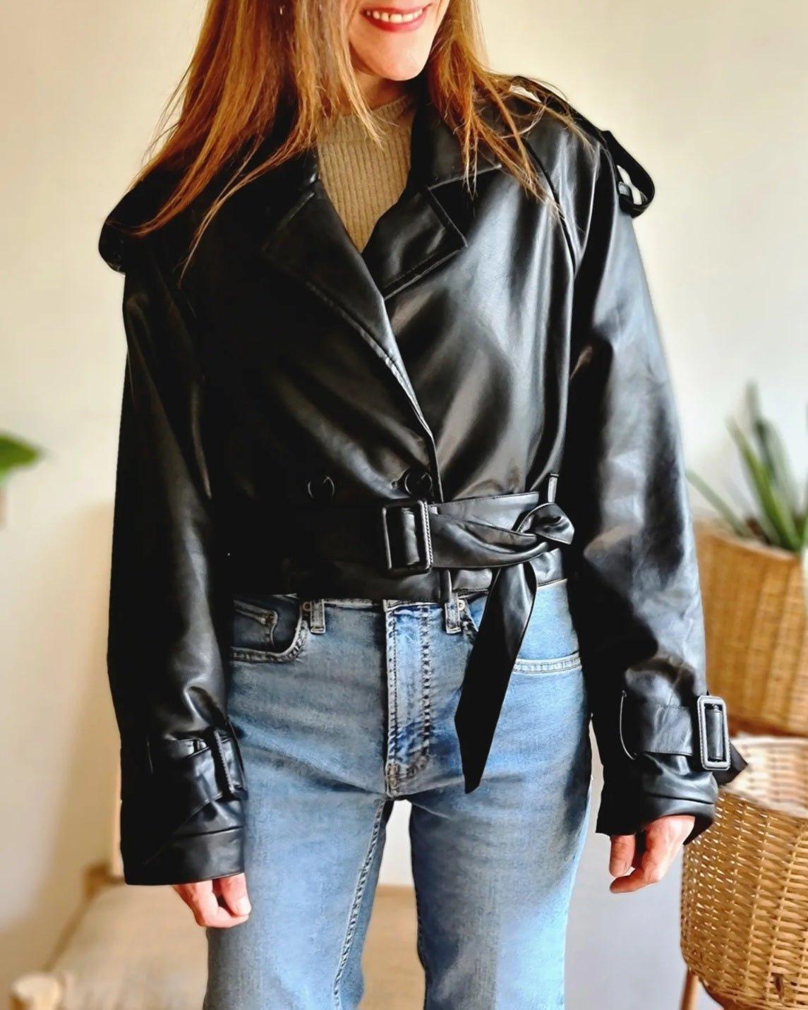 Chaqueta Crop Eco Cuero Crema - Queme Pongo Tienda