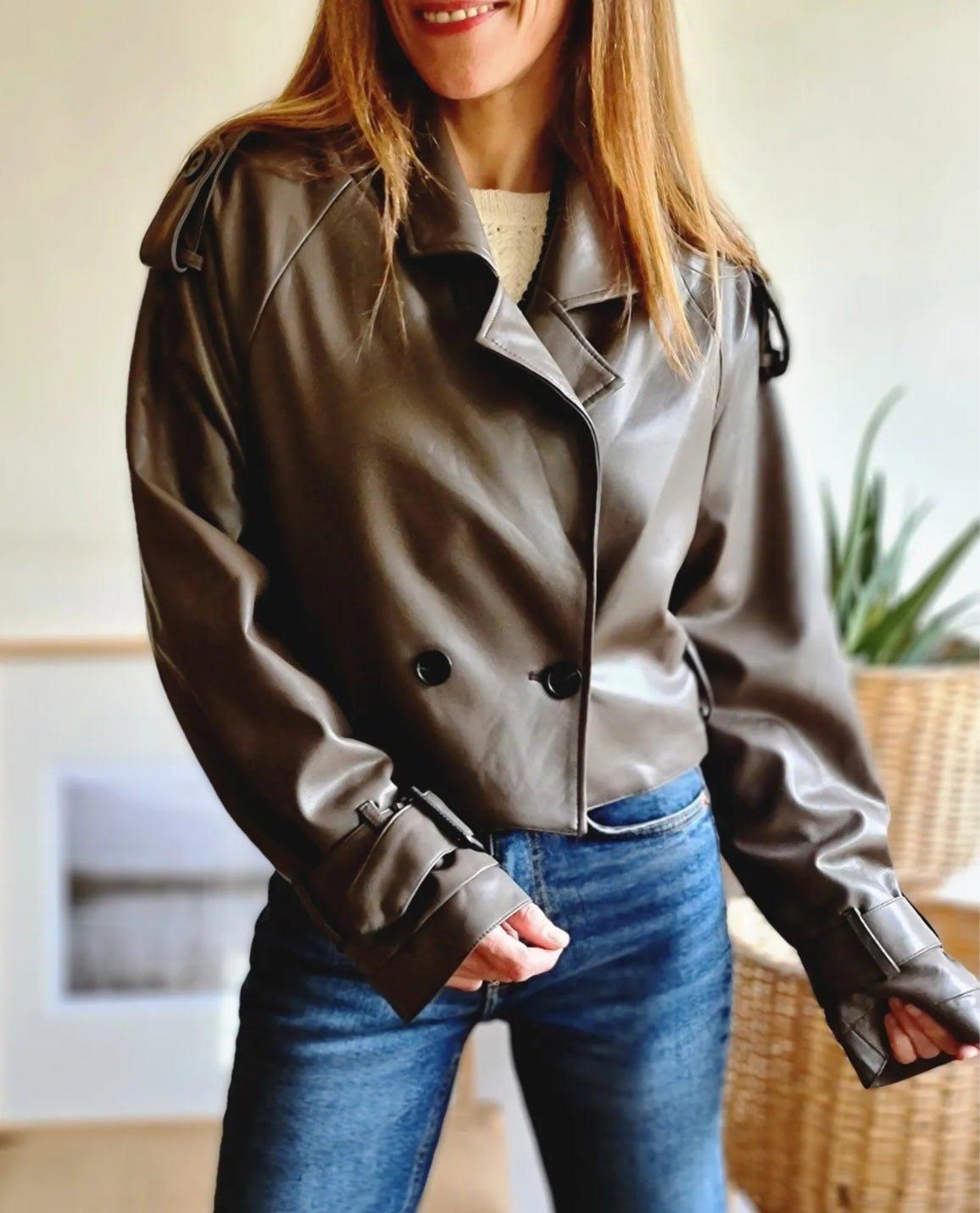 Chaqueta Crop Eco Cuero Crema - Queme Pongo Tienda