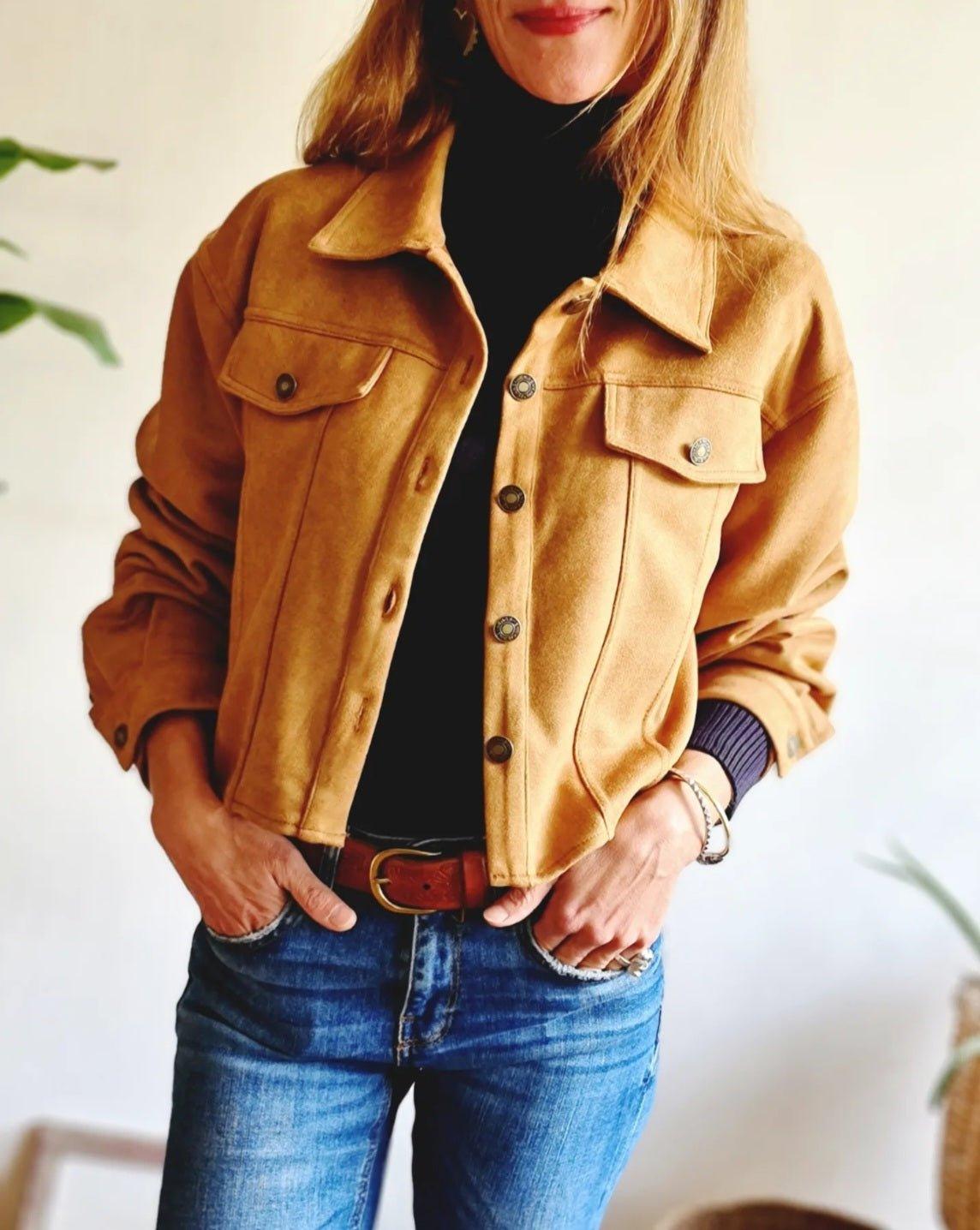 Chaqueta Crop Gamuza Camel - Queme Pongo Tienda