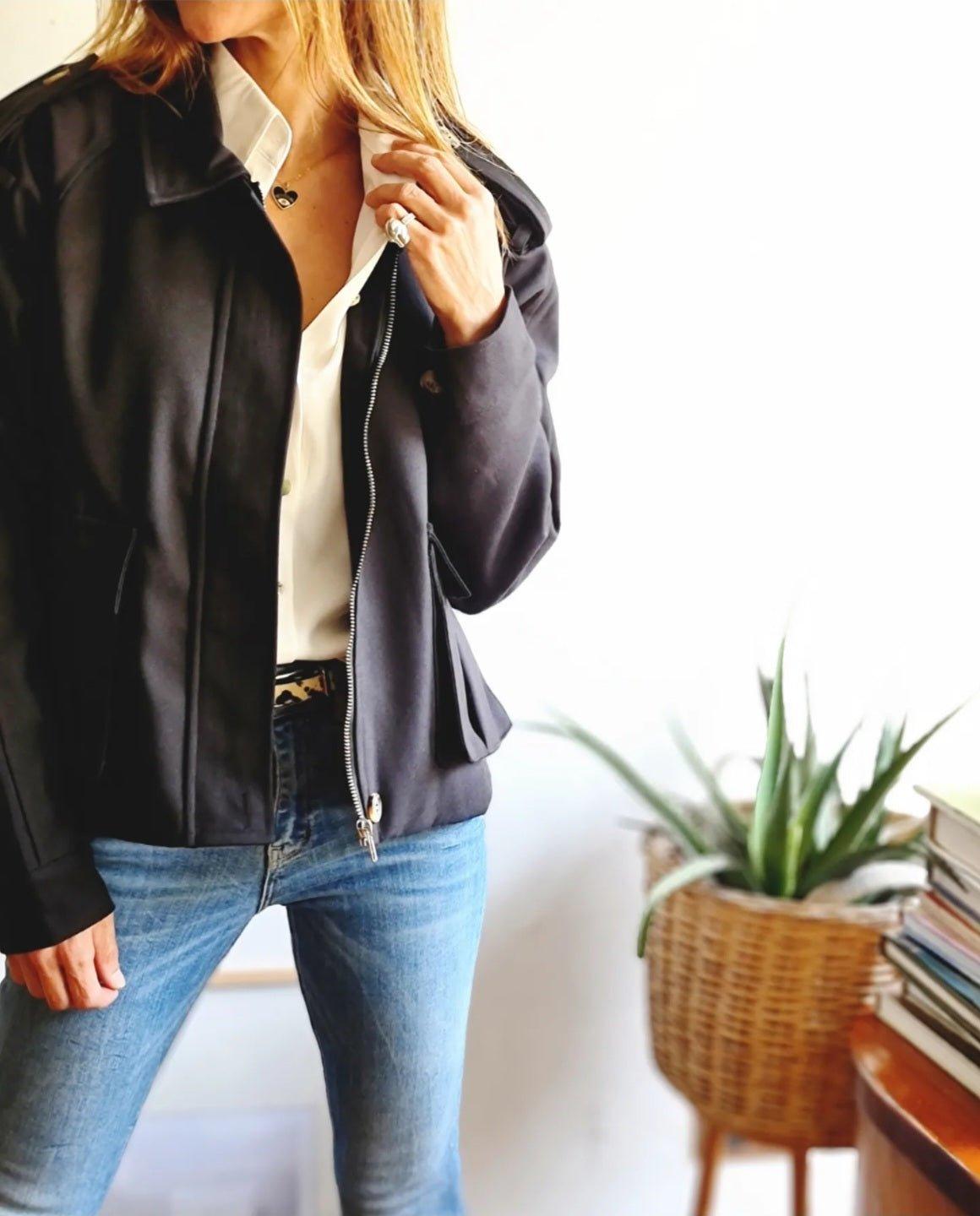 Chaqueta Crop Tea Negra - Queme Pongo Tienda