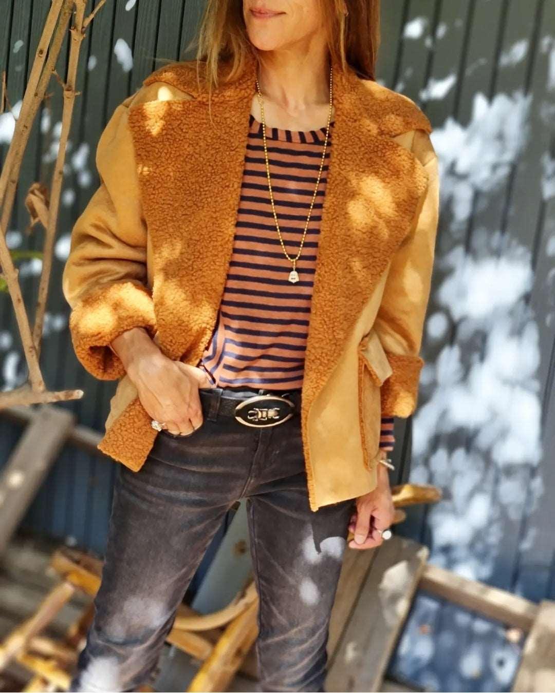 Chaqueta Gamuza Chiporro Camel 15% de Dto - Queme Pongo Tienda