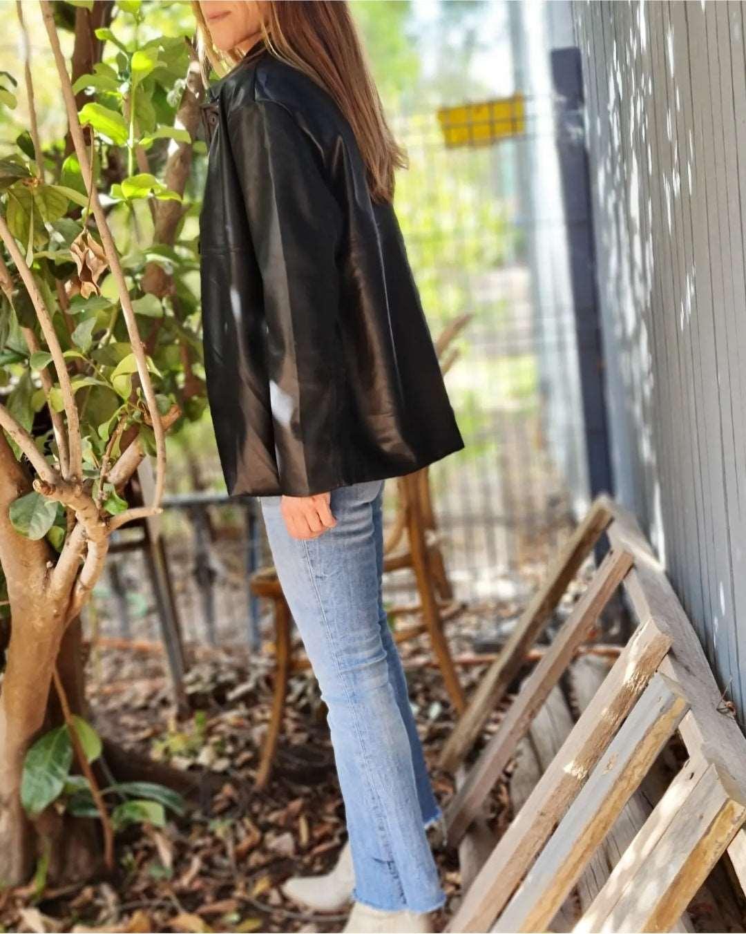 Chaqueta/Camisa Penelope Negro 15% de Dto - Queme Pongo Tienda
