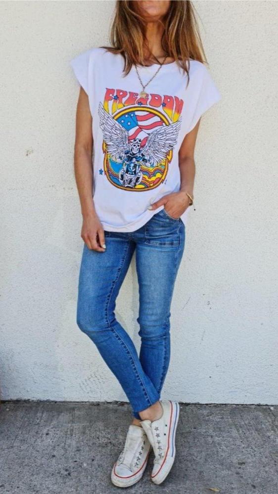 Polera Freeday 5 Colores 45% de Dto - Queme Pongo Tienda
