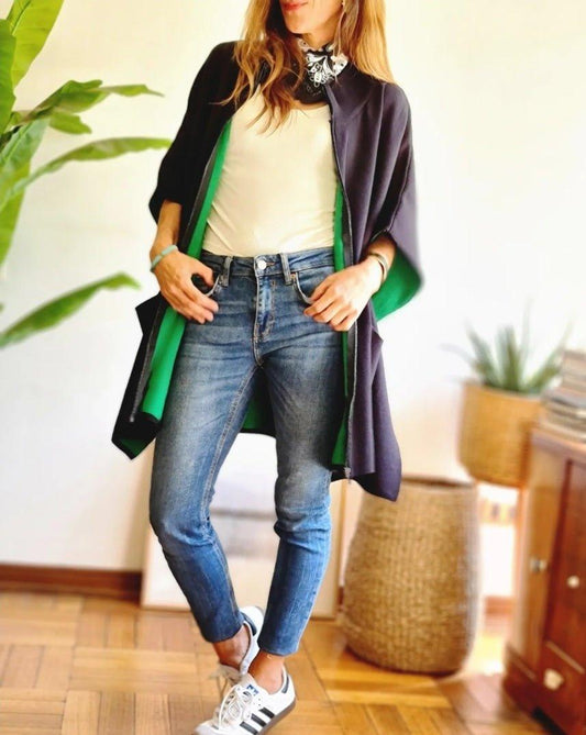 PONCHO CLARISA NEGRO/VERDE -35% DE DCTO. - Quemepongo